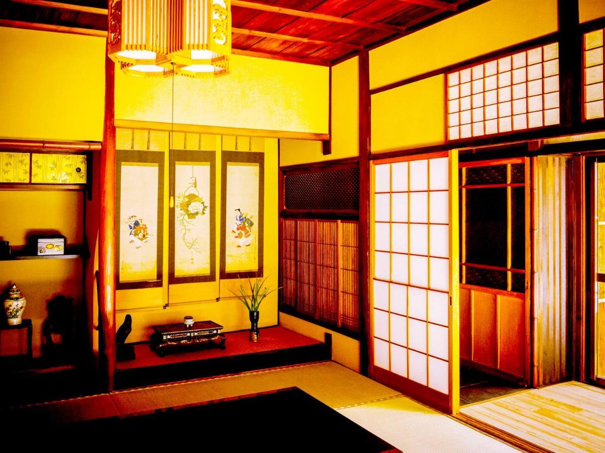 Udatsuya Osaka Esterno foto